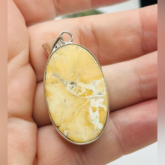 Maligano Jasper Oval Pendant with Sterling Border - Picture 2 of 6